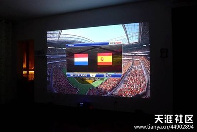 绝对震撼,超大显示屏+HIFI级别音箱+游戏手柄,台式机玩游戏也有新(转载)_家居装饰_天涯论坛